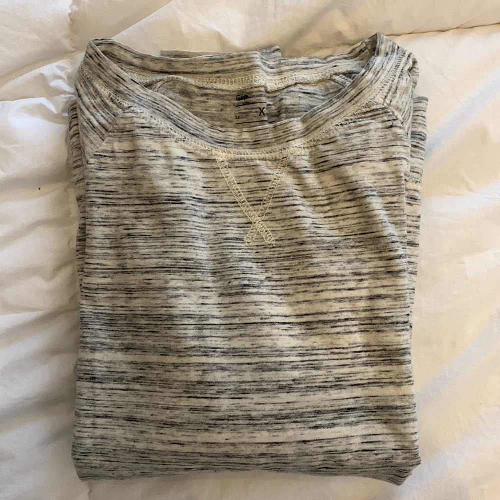 Gap long sleeve